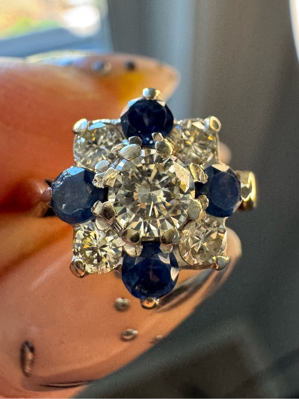 Diamond & Sapphire 18 KT White Gold Cluster Ring - Size 5
